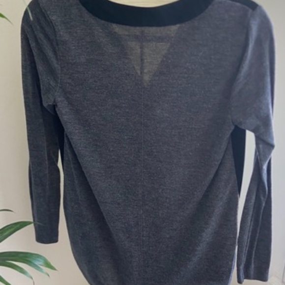 LOFT Petite black & grey mixed media top - XXSP - Picture 2 of 3